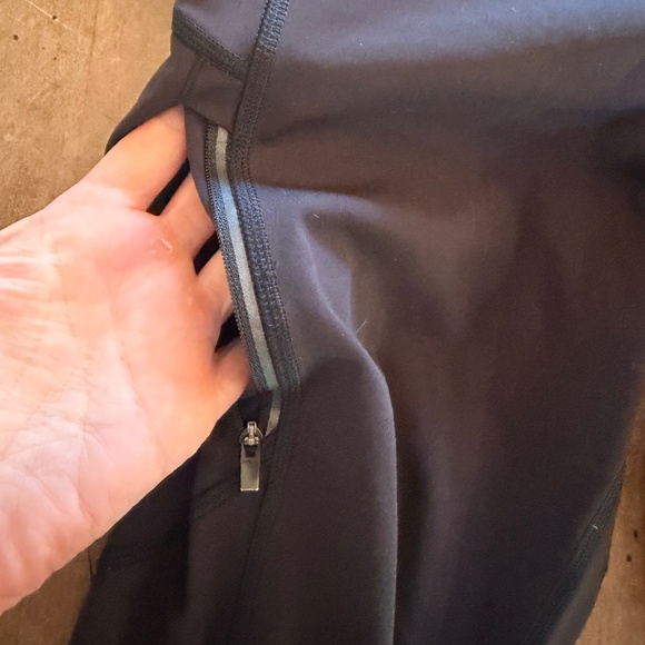 Athleta Ranier High Rise Tight (Size Large) - Picture 7 of 7